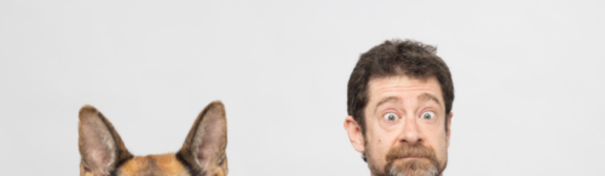 Fußballleidenschaft auf vier Pfoten: Hinter den Kulissen eines Fotoshootings mit Hund und seinem Herrchen